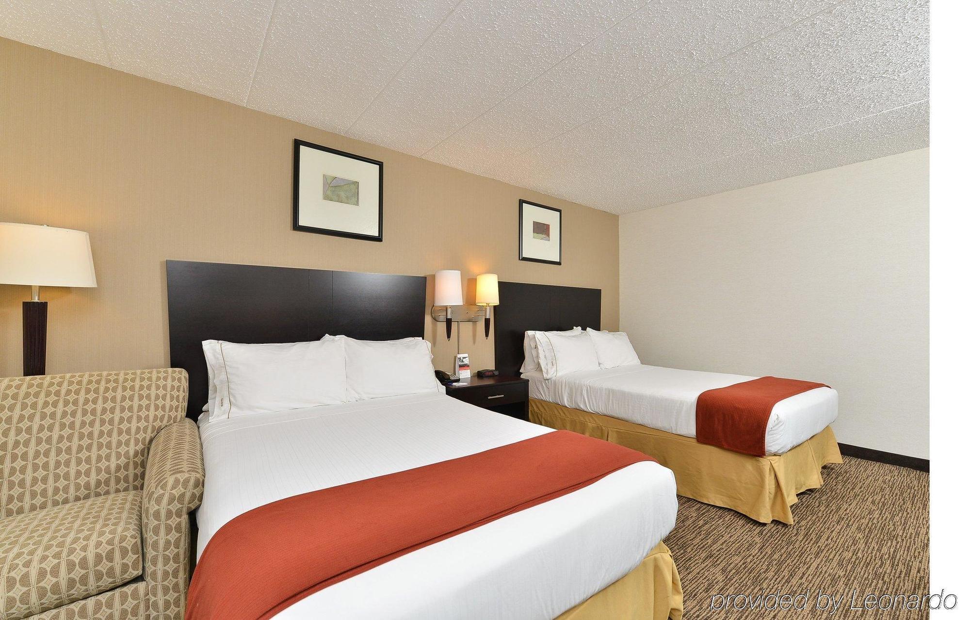Holiday Inn Express Seaford-Route 13 외부 사진