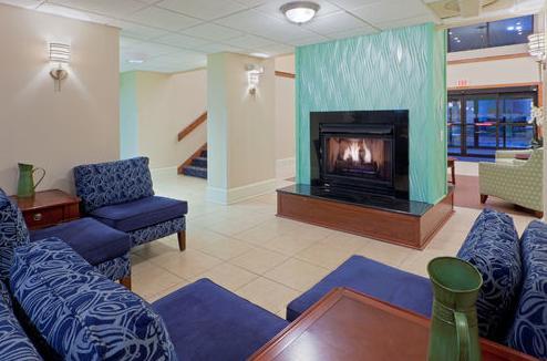 Holiday Inn Express Seaford-Route 13 내부 사진
