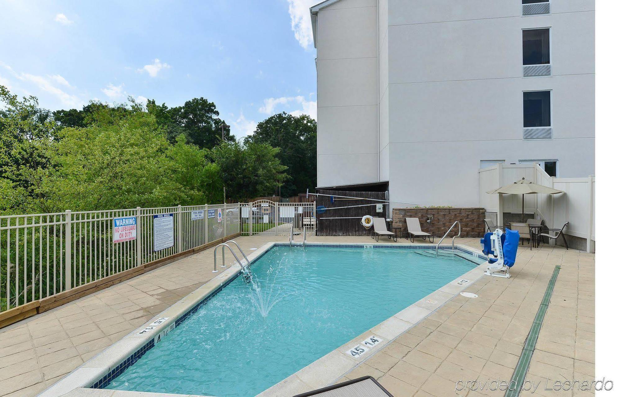 Holiday Inn Express Seaford-Route 13 외부 사진