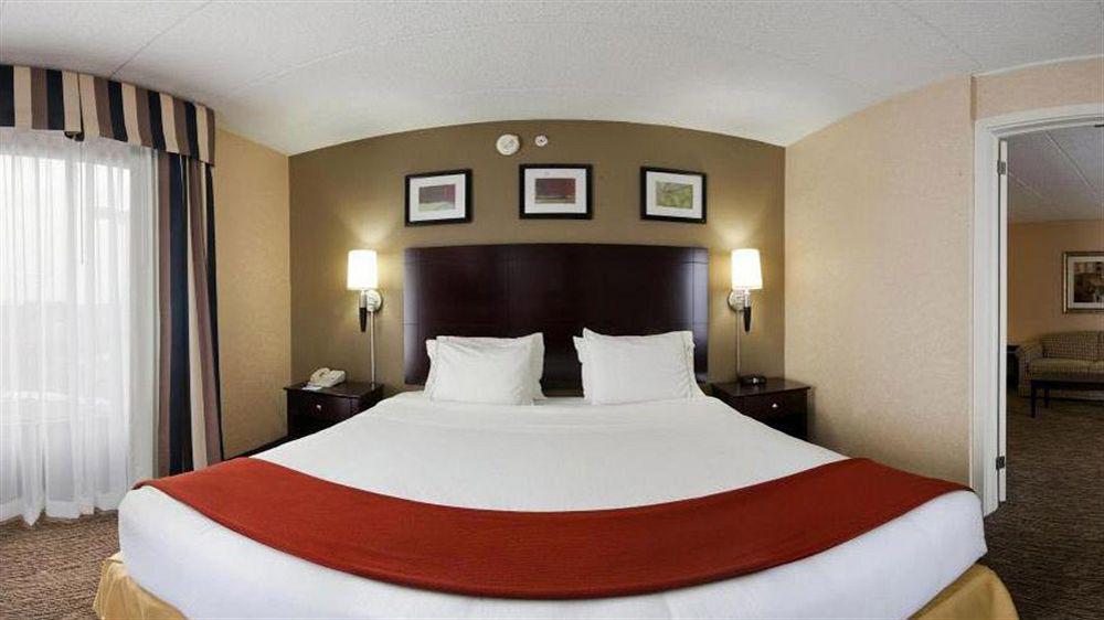 Holiday Inn Express Seaford-Route 13 외부 사진